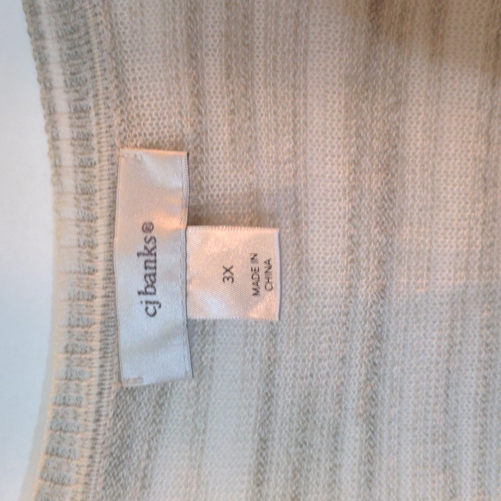 CJ Banks Wrap/Sweater - Picture 5 of 8